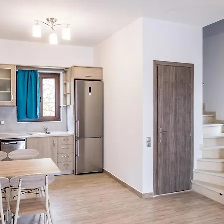 Amousso Βίλα Marandokhórion